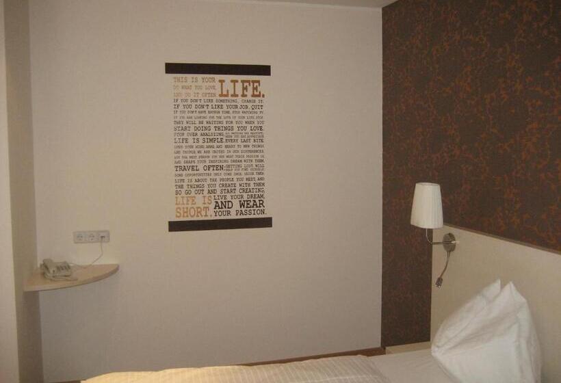 חדר סופריור יחיד, Stadthotel Gürtler