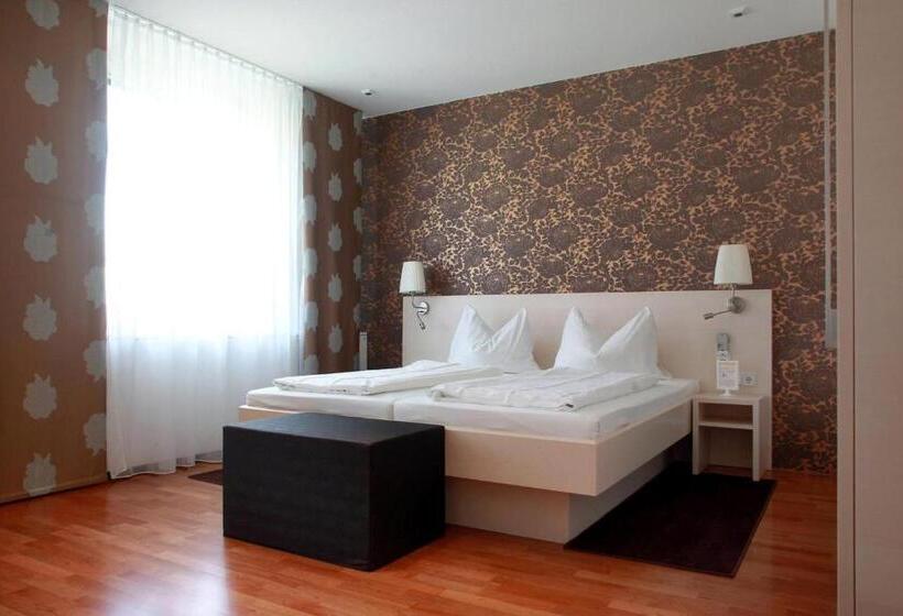 スーペリアールーム, Stadthotel Gürtler
