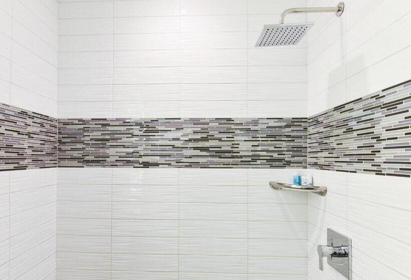 غرفه قياسيه سريرين مزدوجين, Sunset West Hotel, Surestay Collection By Best Western