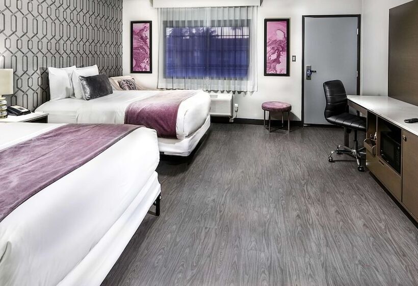 패밀리 룸, Sunset West Hotel, Surestay Collection By Best Western