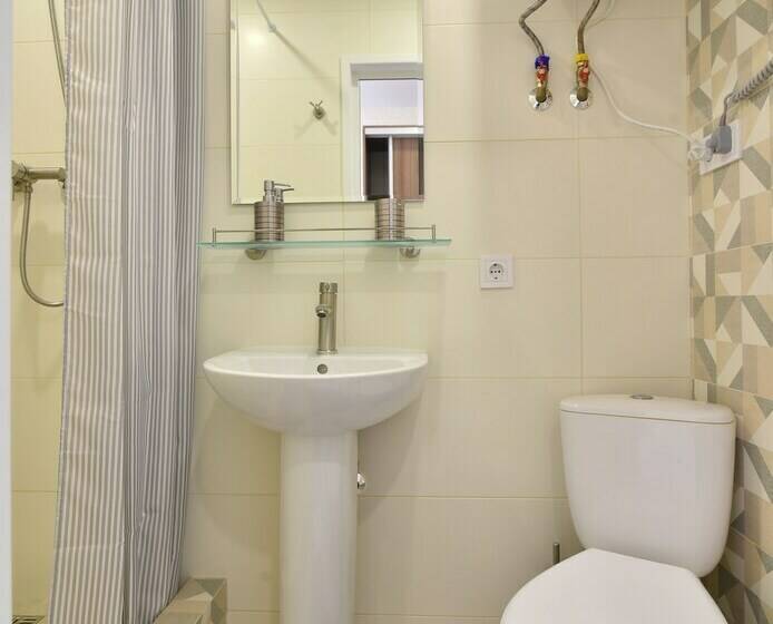 اتاق استاندارد اینتریور, Reef