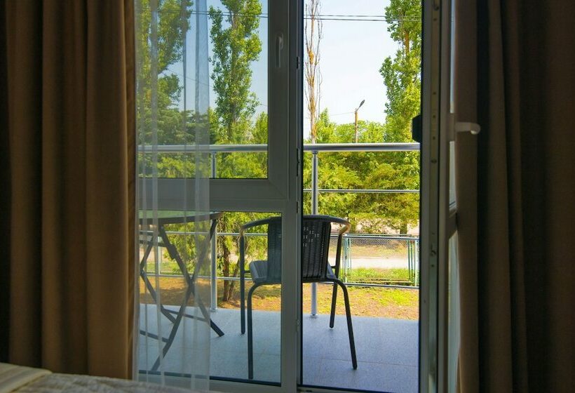 اتاق استاندارد اینتریور, Reef