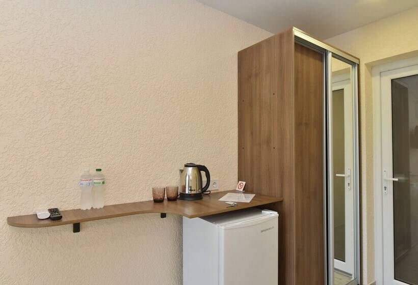 اتاق استاندارد اینتریور, Reef