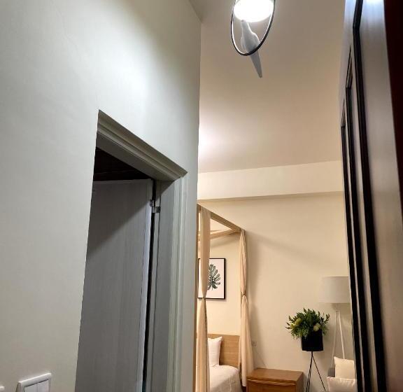 اتاق استاندارد با بالکن, Bloom B&b