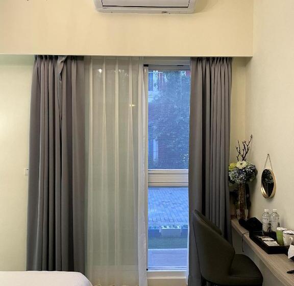 اتاق استاندارد, Bloom B&b