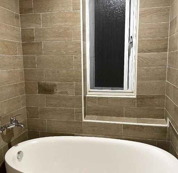 اتاق استاندارد با بالکن, Bloom B&b