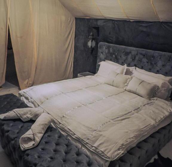 Трехместный Номер Deluxe, The Luxury Erg Safari Camp