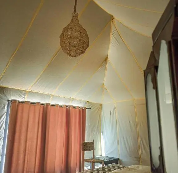スタンダードルーム, The Luxury Erg Safari Camp