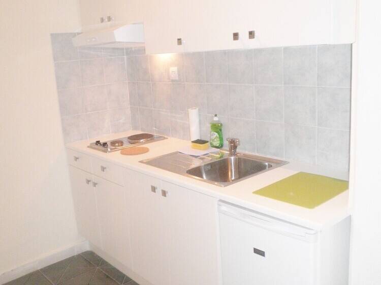 استودیوی استاندارد, Homely Studios