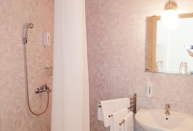 استودیوی استاندارد با تخت دوبل, Homely Studios