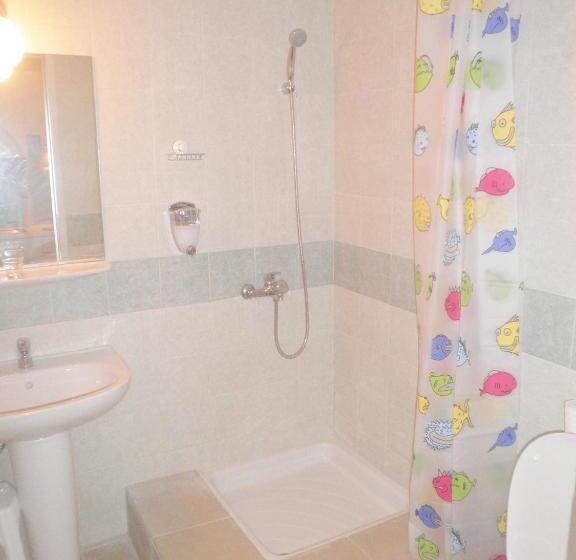 استودیوی استاندارد, Homely Studios