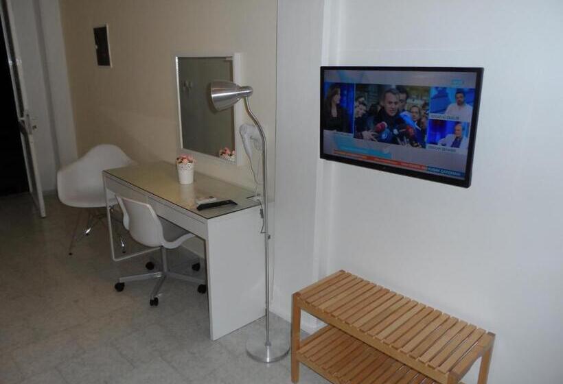 استودیوی استاندارد با تخت دوبل, Homely Studios