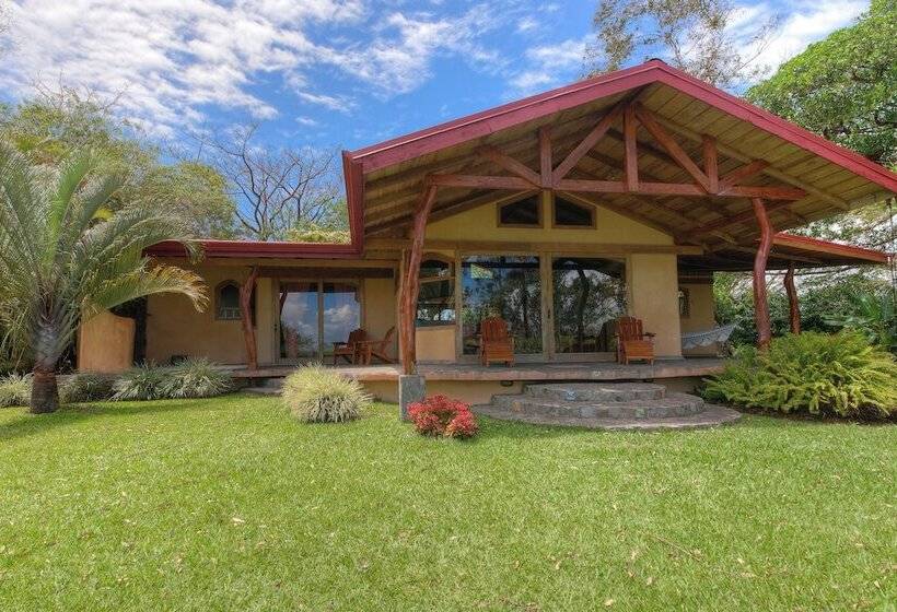 ‫فيلا غرفة نوم واحدة, Mystica