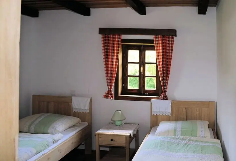 ファミリールーム, Pension Sava Turizam