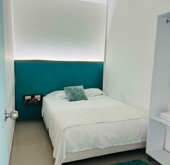 غرفة أساسية, La Puerta del Ángel Isla