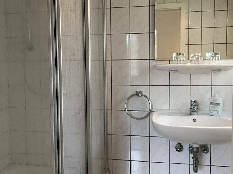 غرفة قياسية, Vogtshof Von Wetteldorf