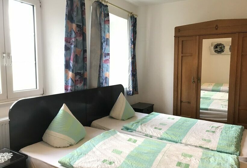 Номер Стандарт, Vogtshof Von Wetteldorf