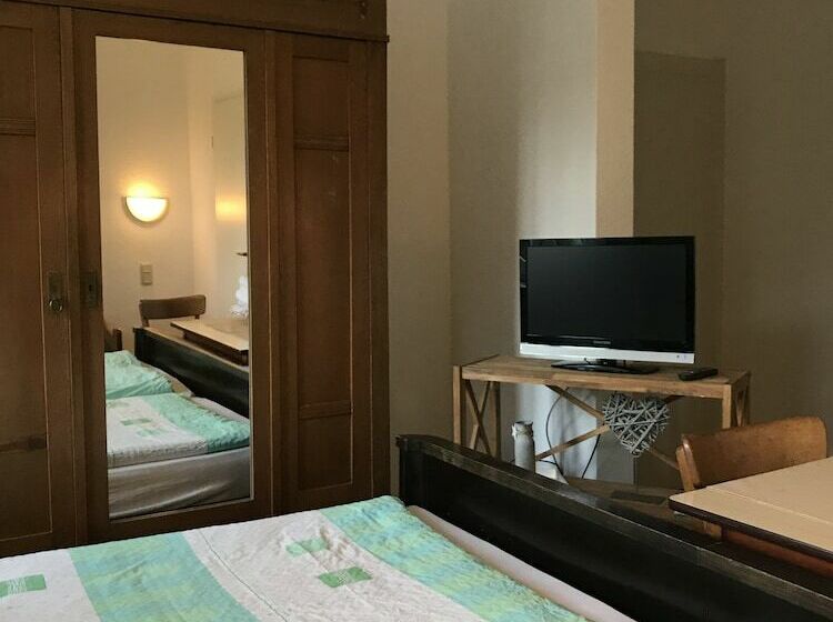 غرفة قياسية, Vogtshof Von Wetteldorf