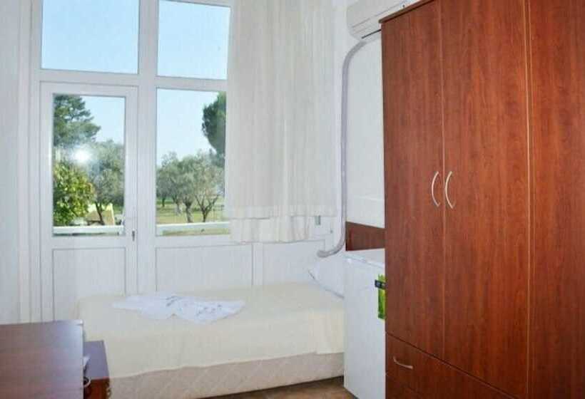 스탠다드 트리플 룸, Sir Motel