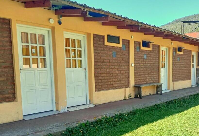 スタンダード4人部屋, Corinto Hostel