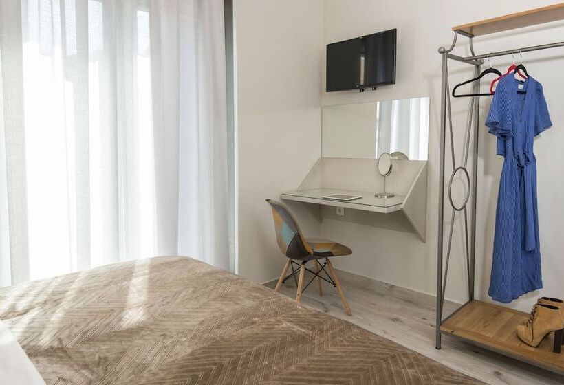 اتاق سوپریور با چشمانداز شهر, Downtown