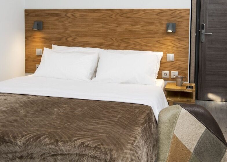 اتاق سوپریور, Downtown