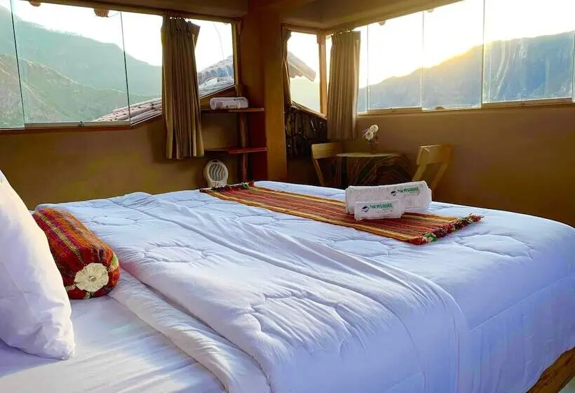 キングサイズベッドのスイートルーム, Inkasaire Lodge