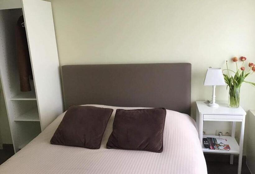 חדר בסיסי, B&b Bloemenweelde