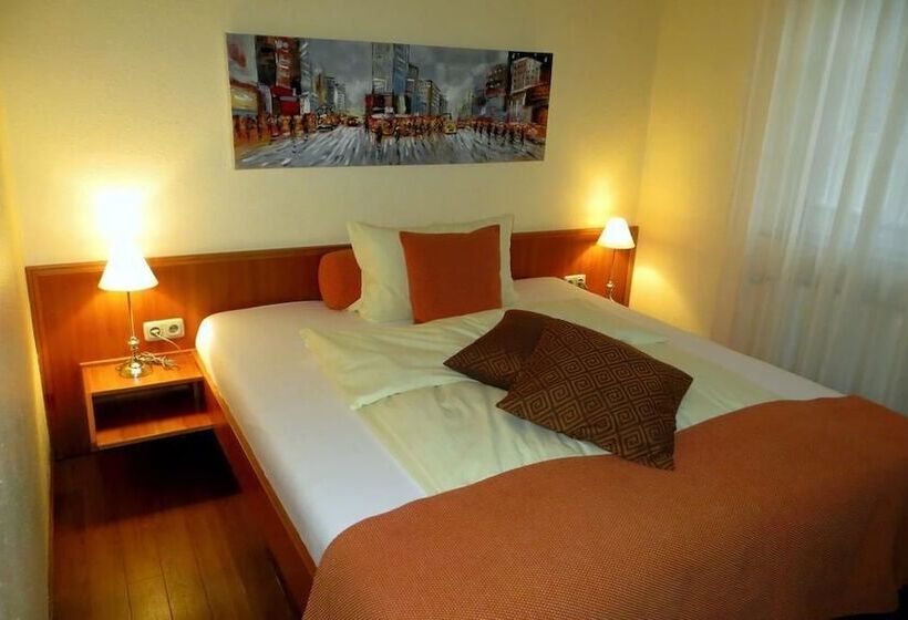 Номер Стандарт, Burghotel Münzenberg