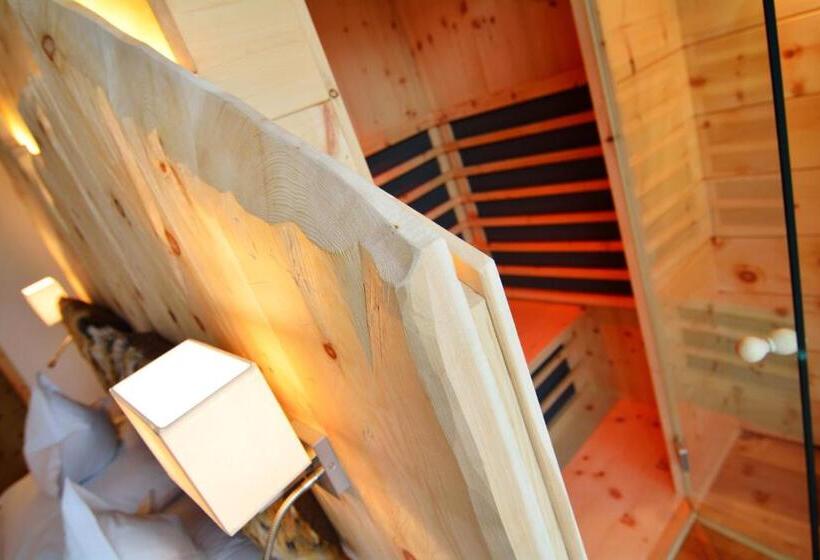 جناح جونيور, Chalet Elisabeth Dolomites Alpin & Charme