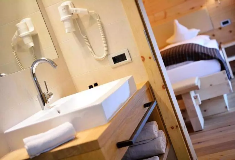 سوییت جونیور, Chalet Elisabeth Dolomites Alpin & Charme
