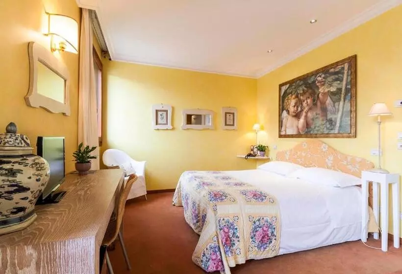 スタンダードルーム, Charming Hotel Dei Chiostri