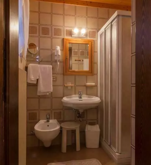 コンフォートルーム, Digonera Historic Hotel B&b