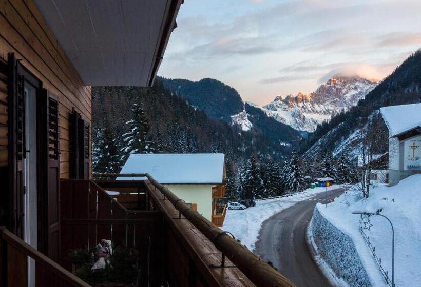 غرفة كومفورت, Digonera Historic Hotel B&b