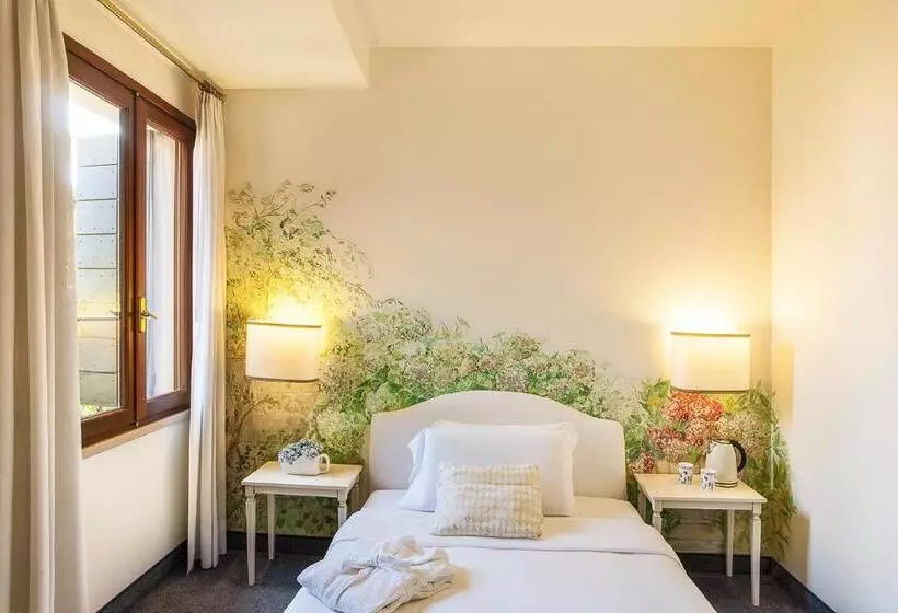 ダブルベッドスタンダードルーム, Albergo Al Moretto