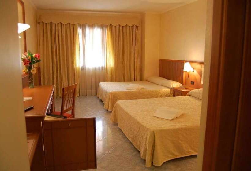 חדר סטנדרט לארבעה, Centrale