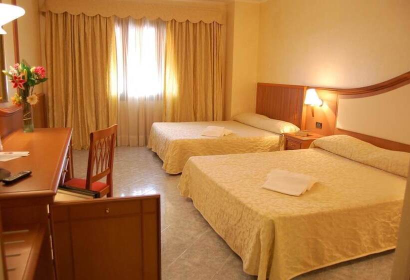 חדר סטנדרט לארבעה, Centrale