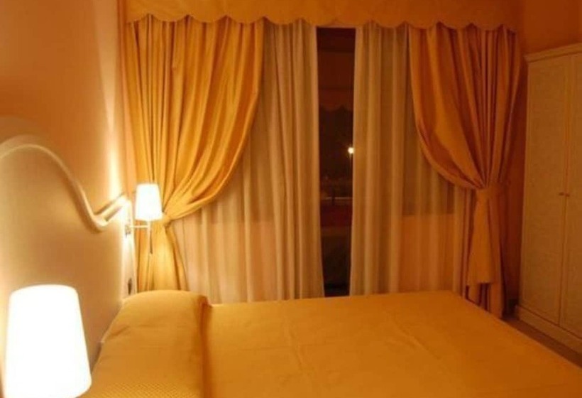 חדר סטנדרט, Centrale