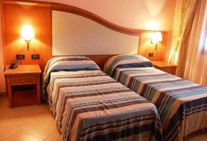 חדר סטנדרט, Centrale