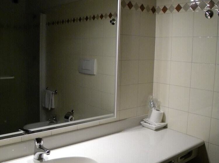 غرفة قياسية, Corone