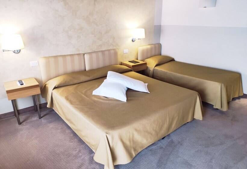 标准三人间, Dependance Silvestro