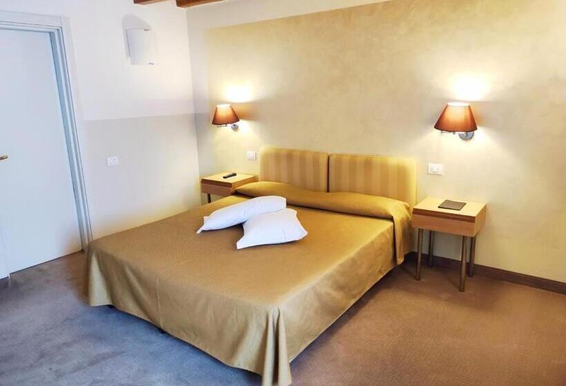 标准间, Dependance Silvestro