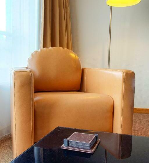 مجموعه ویستا شهر, Diamant Suites Brussels Eu