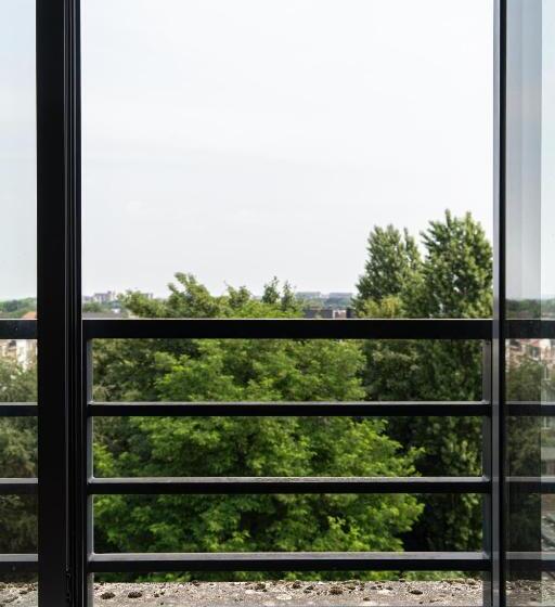 استودیوی سوپریور, Diamant Suites Brussels Eu