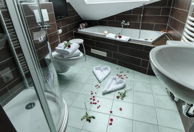 디럭스 룸, Egestorfer Hof