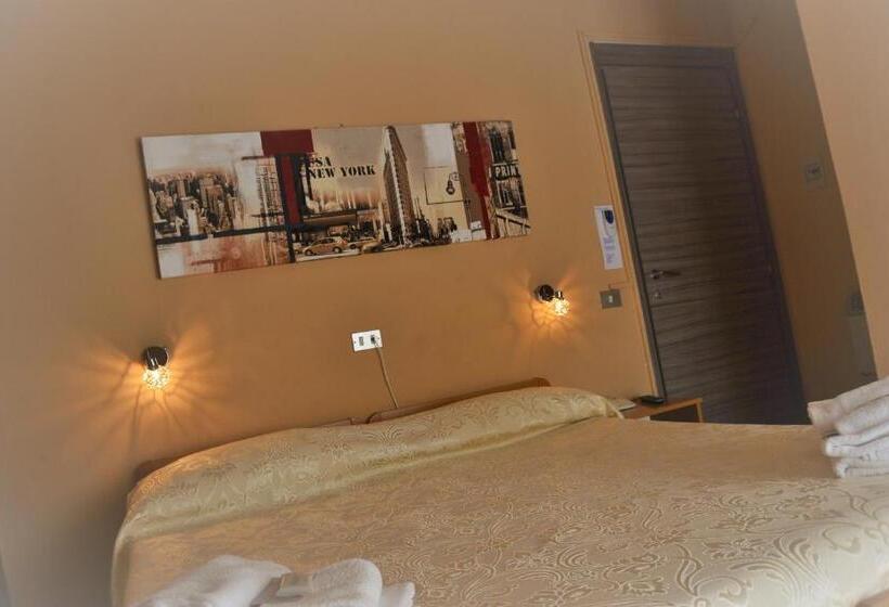 Номер Стандарт, Eva La Romantica