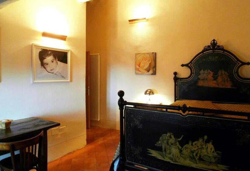 דירת דלוקס 2 חדרי שינה, Guest House Il Borgo Di Sempronio