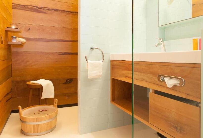 舒适型房间, Hohenwart