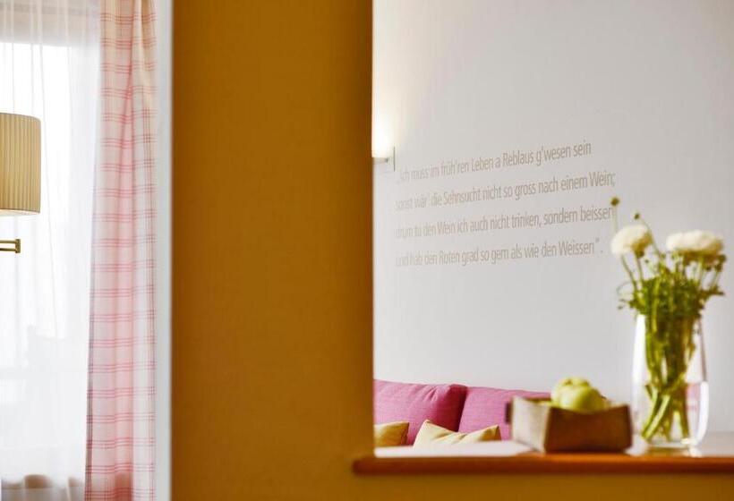 豪华房间, Hohenwart