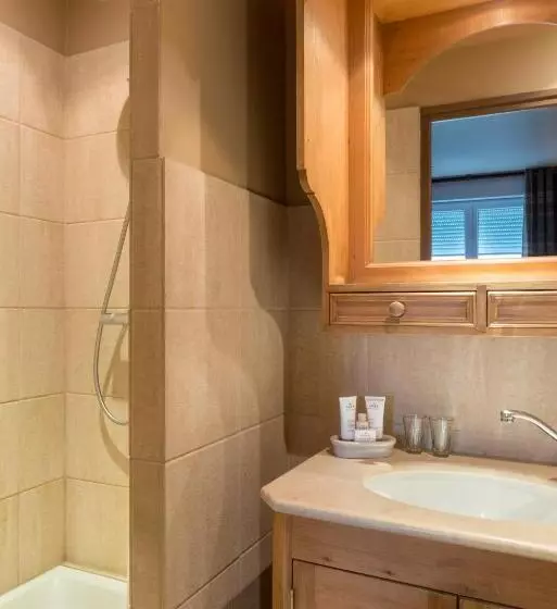 اتاق کلاب, Hôtel Spa Vent D Ouest